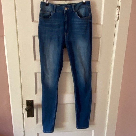 High Waisted Medium Wash Jeans - Picture 1 of 3